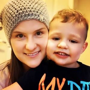 Meet your Posher, Elisha